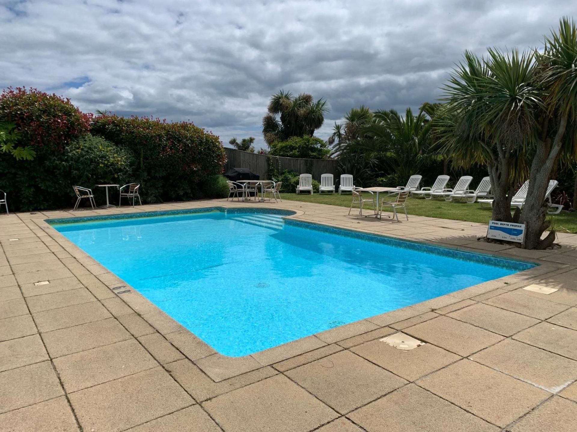 Goodrington Lodge Holiday Apartments 佩恩顿 外观 照片