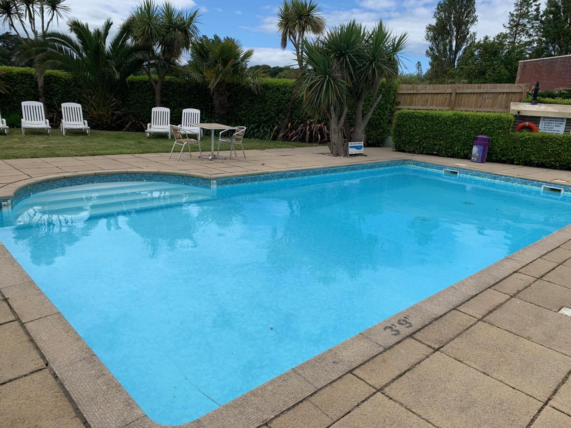 Goodrington Lodge Holiday Apartments 佩恩顿 外观 照片